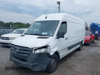 2020 Mercedes-Benz Sprinter Cargo Cargo with VIN W1Y40CHYXLT034958, listed as a IAAI auction lot 39915952 with 182,384 mi miles and . Bid and sale history available at carsss.com. Image 2.