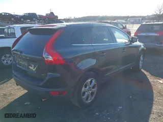 2013 Volvo XC60 3.2L with VIN YV4952DZ3D2370105, listed as a IAAI auction lot 41445755 with 1 mi miles. Bid and sale history available at carsss.com. Image 4.