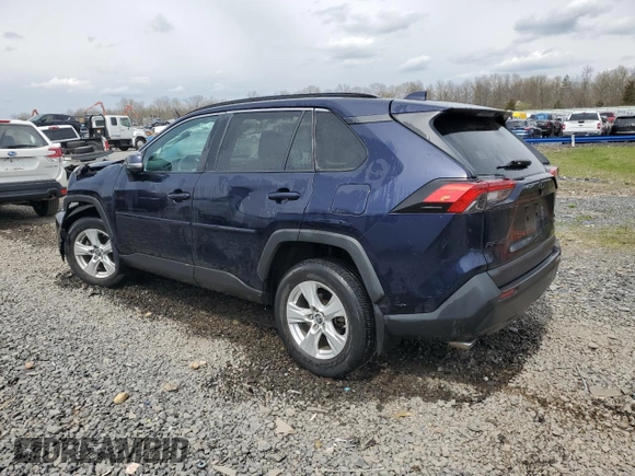 2019 Toyota RAV4 XLE with VIN 2T3P1RFV2KC053799, listed as a Copart auction lot 52495645 with 36,011 mi miles and Salvage Title. Bid and sale history available at carsss.com. Image 2.
