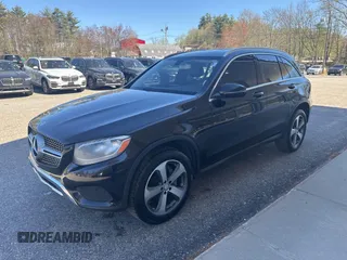 2016 Mercedes-Benz GLC with VIN WDC0G4JB8GF092625, listed as a IAAI auction lot 42171677 with 110,332 mi miles. Bid and sale history available at carsss.com. Image 2.