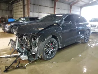 2022 Audi Q8 Prestige with VIN WA1FVBF13ND004495, listed as a Copart auction lot 57513304 with 32,880 mi miles and Salvage Title. Bid and sale history available at carsss.com. Image 1.