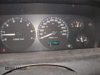 2003 Jeep Grand Cherokee Laredo with VIN 1J4GW48S63C552366, listed as a IAAI auction lot 41861501 with 227,464 mi miles. Bid and sale history available at carsss.com. Image 7.