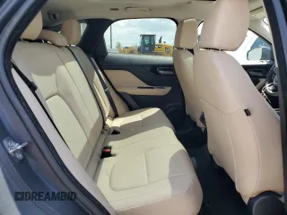 2017 Jaguar F-Pace z VIN SADCS2BN2HA493024, wystawiony jako Copart lot #62278135 z przebiegiem 93 077 mil mil oraz Czysty tytuł • Clean title. Historia ofert i sprzedaży dostępna na DreamBid. Obrazek 11.