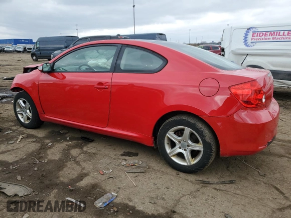 2005 Scion tC z VIN JTKDE177450048256, wystawiony jako Copart lot #50401245 z przebiegiem 146 677 mil mil oraz Tytuł czysty. Historia ofert i sprzedaży dostępna na DreamBid. Obrazek 2.
