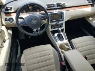 2012 Volkswagen CC Lux z VIN WVWHN7AN2CE530114, wystawiony jako Copart lot #58871185 z przebiegiem 109 398 mil mil oraz Szkoda całkowita • Salvage title. Historia ofert i sprzedaży dostępna na DreamBid. Obrazek 8.