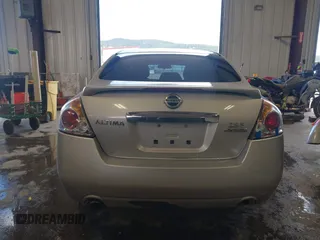 2011 Nissan Altima S with VIN 1N4AL2AP5BN448698, listed as a IAAI auction lot 42185080 with 165,297 mi miles and . Bid and sale history available at carsss.com. Image 16.
