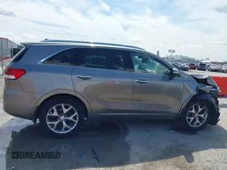 2017 Kia Sorento SX with VIN 5XYPKDA59HG255455, listed as a IAAI auction lot 41884480 with 111,407 mi miles and . Bid and sale history available at DreamBid. Image 13.