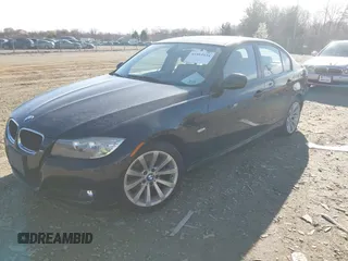2011 BMW 3 Series 328i xDrive with VIN WBAPK7G52BNN86626, listed as a IAAI auction lot 41861034 with 101,689 mi miles. Bid and sale history available at carsss.com. Image 2.