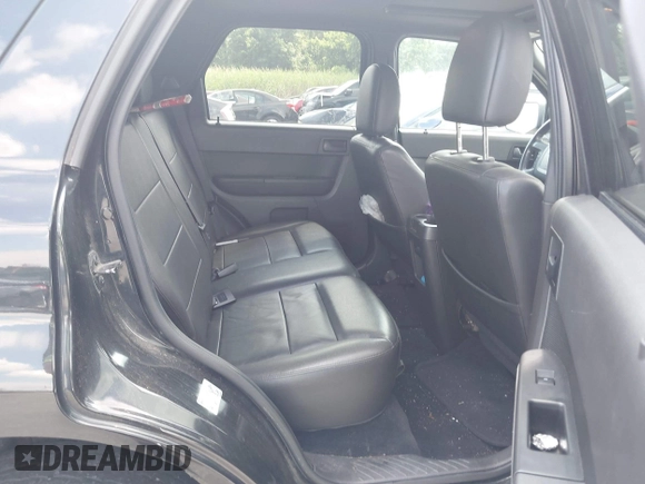2011 Ford Escape XLT z VIN 1FMCU9D71BKA12061, wystawiony jako IAAI lot #42635447 z przebiegiem 195 433 mil mil oraz . Historia ofert i sprzedaży dostępna na DreamBid. Obrazek 8.