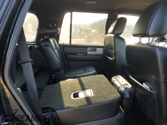 2016 Ford Expedition XLT с VIN 1FMJU1HT3GEF35491, выставлен на аукционе Copart как лот 52583325 с пробегом 126 498 миль миль и Списание • Salvage title. История ставок и продаж доступна на DreamBid. Изображение 11.