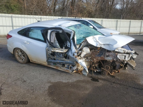 2018 Ford Focus SE with VIN 1FADP3F21JL288334, listed as a Copart auction lot 42765505 with 0 mi miles and Salvage Title. Bid and sale history available at carsss.com. Image 4.