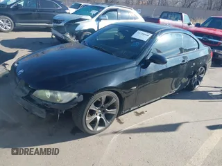 2009 BMW 3 Series 335i с VIN WBAWB73519P158238, выставлен на аукционе IAAI как лот 41720560 с пробегом 154 846 миль миль и . История ставок и продаж доступна на DreamBid. Изображение 21.