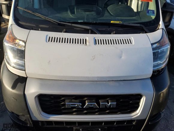 2019 Ram ProMaster Cargo Van with VIN 3C6TRVAG2KE504546, listed as a Copart auction lot 85571824 with 82,513 mi miles and Salvage Title. Bid and sale history available at carsss.com. Image 12.