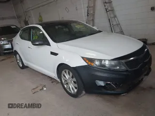 2012 Kia Optima EX with VIN 5XXGN4A65CG040331, listed as a IAAI auction lot 41903966 with 195,438 mi miles and . Bid and sale history available at carsss.com. Image 1.