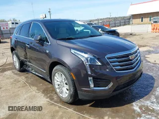 2017 Cadillac XT5 FWD with VIN 1GYKNARS4HZ210915, listed as a IAAI auction lot 41846019 with 44,111 mi miles. Bid and sale history available at carsss.com. Image 1.