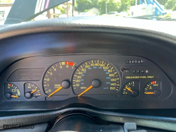 1993 Chevrolet Camaro Z28 with VIN 2G1FP22P3P2106343, listed as a Copart auction lot 73956174 with 32,034 mi miles and Clean Title. Bid and sale history available at carsss.com. Image 8.