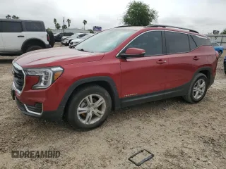 2022 GMC Terrain SLE z VIN 3GKALMEV2NL201971, wystawiony jako Copart lot #51369175 z przebiegiem 37 234 mil mil oraz Szkody całkowita. Historia ofert i sprzedaży dostępna na DreamBid. Obrazek 1.