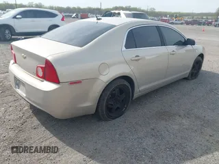 2009 Chevrolet Malibu 1LS with VIN 1G1ZG57B39F258202, listed as a IAAI auction lot 42059270 with 157,256 mi miles and . Bid and sale history available at DreamBid. Image 4.