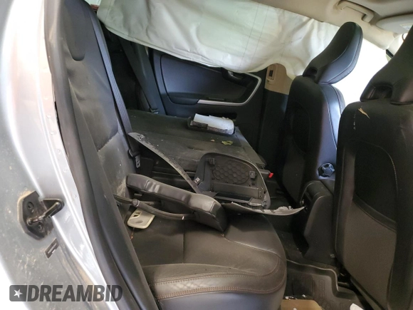 2011 Volvo XC60 3.0T с VIN YV4902DZ4B2154047, выставлен на аукционе Copart как лот 48101785 с пробегом Не указан миль и На запчасти • Non repairable. История ставок и продаж доступна на DreamBid. Изображение 12.
