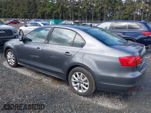 2011 Volkswagen Jetta SE with VIN 3VWDZ7AJXBM356668, listed as a IAAI auction lot 42294221 with 199,605 mi miles and . Bid and sale history available at DreamBid. Image 3.