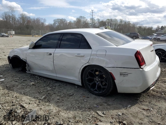2019 Chrysler 300 S with VIN 2C3CCABG8KH609442, listed as a Copart auction lot 51114035 with 97,468 mi miles and Salvage Title. Bid and sale history available at DreamBid. Image 2.