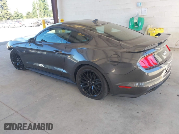 2020 Ford Mustang GT z VIN 1FA6P8CFXL5182243, wystawiony jako IAAI lot #42639313 z przebiegiem 32 018 mil mil oraz . Historia ofert i sprzedaży dostępna na DreamBid. Obrazek 3.