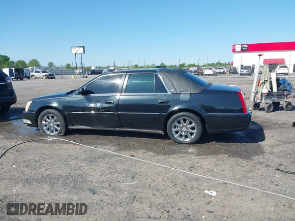 2008 Cadillac DTS 1SC with VIN 1G6KD57Y08U184384, listed as a IAAI auction lot 41974882 with 158,372 mi miles and . Bid and sale history available at carsss.com. Image 14.