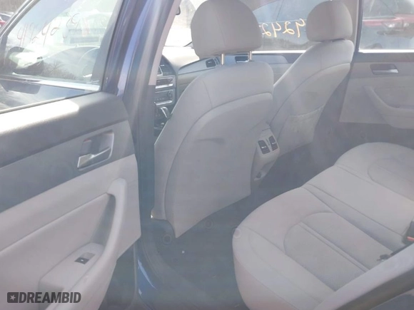 2019 Hyundai Sonata Sport with VIN 5NPE34AF1KH793452, listed as a IAAI auction lot 41924239 with 86,102 mi miles. Bid and sale history available at carsss.com. Image 8.