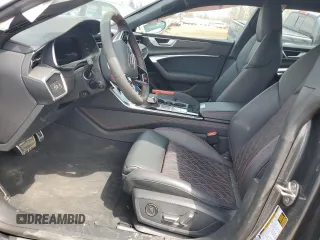 2024 Audi S7 z VIN WAURFBF20RN018764, wystawiony jako Copart lot #53886985 z przebiegiem 8 496 mil mil oraz Szkoda całkowita • Salvage title. Historia ofert i sprzedaży dostępna na DreamBid. Obrazek 7.