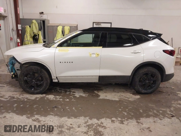 2024 Chevrolet Blazer LT with VIN 3GNKBJR40RS170127, listed as a IAAI auction lot 41443575 with 13,200 mi miles and . Bid and sale history available at DreamBid. Image 14.