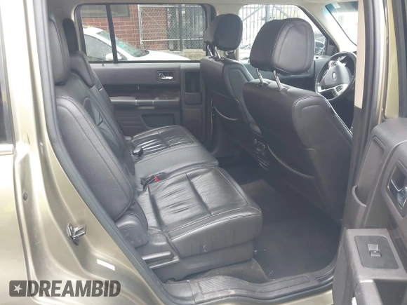 2013 Ford Flex SEL with VIN 2FMHK6C87DBD15704, listed as a IAAI auction lot 41581765 with 152,041 mi miles. Bid and sale history available at carsss.com. Image 8.