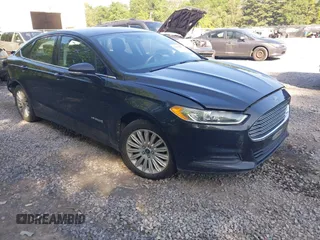 2013 Ford Fusion SE Hybrid z VIN 3FA6P0LU1DR208081, wystawiony jako IAAI lot #42559905 z przebiegiem 149 340 mil mil oraz . Historia ofert i sprzedaży dostępna na DreamBid. Obrazek 1.