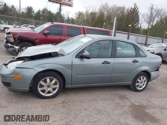 2005 Ford Focus S with VIN 1FAFP34N55W316128, listed as a IAAI auction lot 41830704 with 120,638 mi miles and . Bid and sale history available at carsss.com. Image 14.