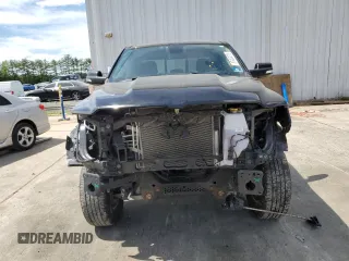 2020 Ram 1500 Big Horn z VIN 1C6SRFBT5LN162892, wystawiony jako Copart lot #57483275 z przebiegiem 49 102 mil mil oraz Szkoda całkowita • Salvage title. Historia ofert i sprzedaży dostępna na DreamBid. Obrazek 5.