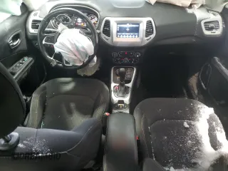 2019 Jeep Compass Sport с VIN 3C4NJDAB8KT703927, выставлен на аукционе Copart как лот 45203545 с пробегом 92 267 миль миль и Списание • Salvage title. История ставок и продаж доступна на DreamBid. Изображение 8.