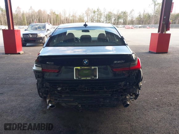 2021 BMW 3 Series 330i xDrive with VIN 3MW5R7J0XM8B58647, listed as a IAAI auction lot 42027965 with 34,230 mi miles. Bid and sale history available at carsss.com. Image 16.