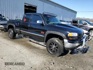 2000 GMC New Sierra 1500 SLE with VIN 2GTEK19T8Y1220957, listed as a Copart auction lot 47349405 with 145,039 mi miles and Salvage Title. Bid and sale history available at carsss.com. Image 4.