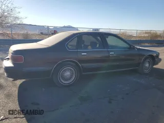 1996 Chevrolet Caprice 1SA Special Value z VIN 1G1BL52W9TR122492, wystawiony jako Copart lot #83251184 z przebiegiem 190 358 mil mil oraz Czysty tytuł • Clean title. Historia ofert i sprzedaży dostępna na DreamBid. Obrazek 3.