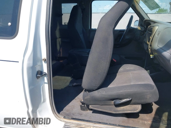 1999 Ford Ranger XL with VIN 1FTYR14V1XPC03145, listed as a IAAI auction lot 42360306 with 176,052 mi miles and . Bid and sale history available at DreamBid. Image 8.