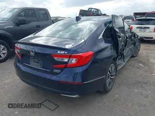 2018 Honda Accord Touring z VIN 1HGCV3F99JA010500, wystawiony jako IAAI lot #41529657 z przebiegiem 46 704 mil mil oraz . Historia ofert i sprzedaży dostępna na DreamBid. Obrazek 4.