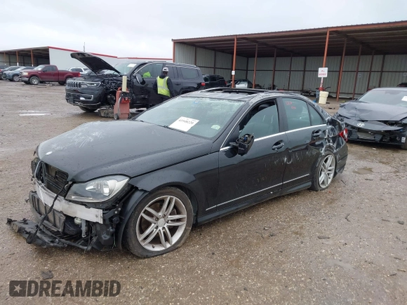 2013 Mercedes-Benz C-Class C 250 Sport with VIN WDDGF4HB3DA783072, listed as a IAAI auction lot 41948220 with 1 mi miles. Bid and sale history available at carsss.com. Image 16.