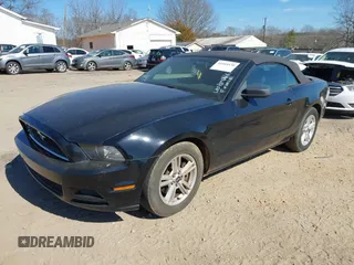 2014 Ford Mustang V6 with VIN 1ZVBP8EM3E5213160, listed as a IAAI auction lot 41664430 with 184,862 mi miles. Bid and sale history available at carsss.com. Image 2.