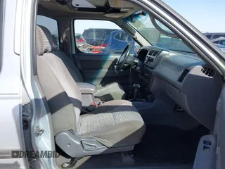2000 Nissan Xterra XE with VIN 5N1ED28YXYC586308, listed as a IAAI auction lot 41988084 with 281,446 mi miles. Bid and sale history available at carsss.com. Image 5.