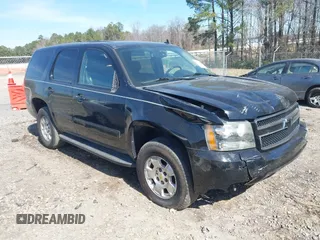 2010 Chevrolet Tahoe LT z VIN 1GNUKBE04AR137866, wystawiony jako IAAI lot #41654281 z przebiegiem 236 927 mil mil oraz . Historia ofert i sprzedaży dostępna na DreamBid. Obrazek 1.