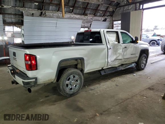2019 GMC Sierra 3500HD Denali z VIN 1GT42WEY6KF250694, wystawiony jako Copart lot #50035115 z przebiegiem 59 735 mil mil oraz Szkody całkowita. Historia ofert i sprzedaży dostępna na DreamBid. Obrazek 3.