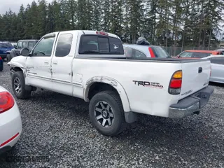 2001 Toyota Tundra Ltd with VIN 5TBBT48181S180372, listed as a IAAI auction lot 41749245 with 233,375 mi miles. Bid and sale history available at carsss.com. Image 3.