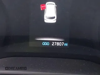 2023 Toyota Sienna LE z VIN 5TDKSKFC2PS103895, wystawiony jako IAAI lot #42366033 z przebiegiem 27 807 mil mil oraz . Historia ofert i sprzedaży dostępna na DreamBid. Obrazek 15.