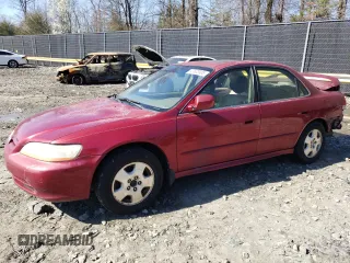 2002 Honda Accord EX z VIN 1HGCG16562A008104, wystawiony jako Copart lot #47803405 z przebiegiem 299 668 mil mil oraz Szkoda całkowita • Salvage title. Historia ofert i sprzedaży dostępna na DreamBid. Obrazek 1.