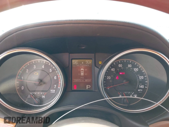2011 Jeep Grand Cherokee Overland Summit with VIN 1J4RR6GT3BC713812, listed as a IAAI auction lot 42398585 with 208,476 mi miles and . Bid and sale history available at DreamBid. Image 7.