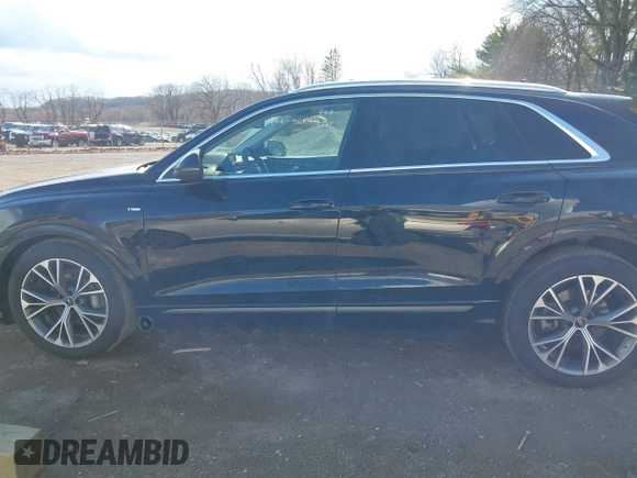 2023 Audi Q8 Prestige z VIN WA1FVBF10PD035688, wystawiony jako IAAI lot #41864567 z przebiegiem 27 219 mil mil oraz . Historia ofert i sprzedaży dostępna na DreamBid. Obrazek 15.